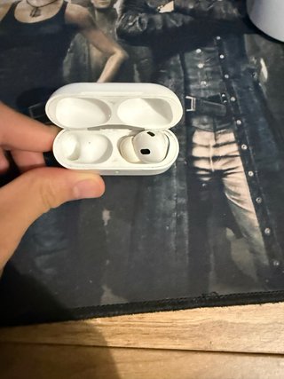 AirPods Pro 2 (Un auricular y estuche)