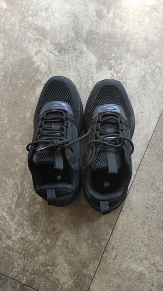 Zapatillas Negras Talla 39