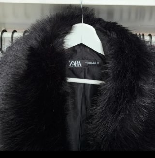 Abrigo Zara Negro Talla M