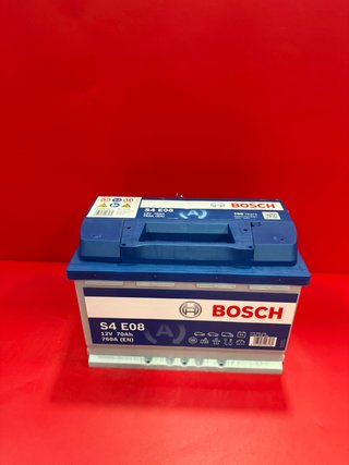 Batería de Coche Bosch S4 E08 / 70Ah / 12V.