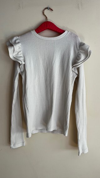 Camiseta de canalé con volantes