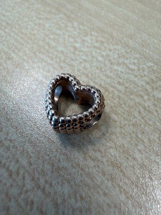 Charm Pandora Corazón con Cuentas