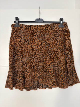 Falda con estampado animal