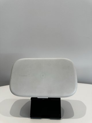 Esterilizador UV y Cargador Inalámbrico Belkin