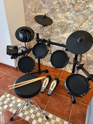 Batería Electrónica Alesis Turbo Mesh Kit