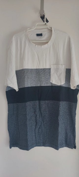 Camiseta de hombre con bolsillo
