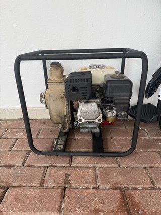 Bomba de agua con motor OHV