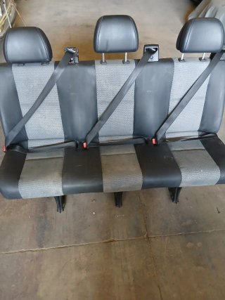 Fila asientos traseros Mercedes Sprinter / Crafter