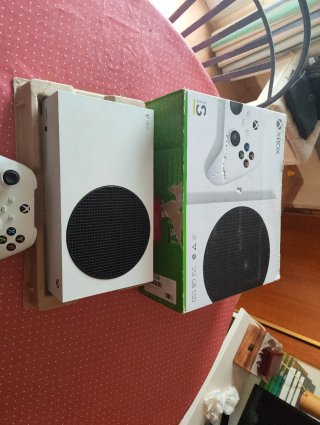 Xbox Series S 512GB con scatola
