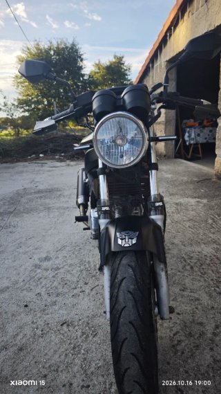 Moto Daelim Roadwing 125cc