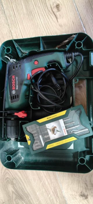 Taladro Bosch EasyImpact 550 con maletín