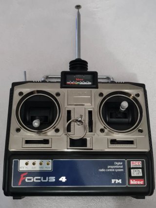Emisora Radio Control Hitec Focus 4 FM