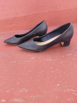 Zapatos de tacón bajo Marypaz negros