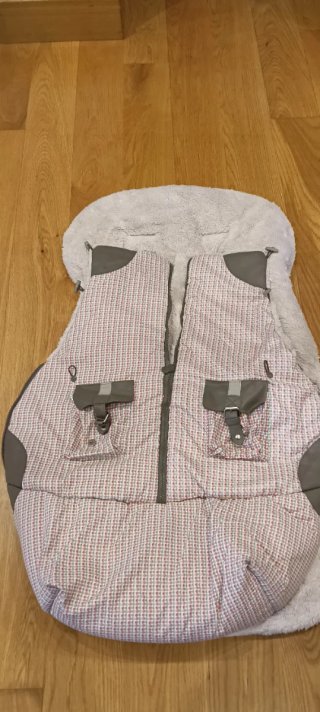 Saco para silla de paseo muy buen estado tuc tuc