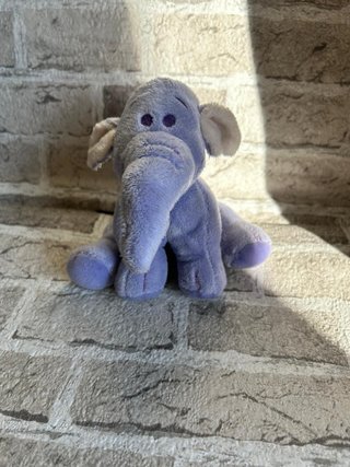 Peluche elefante color viola