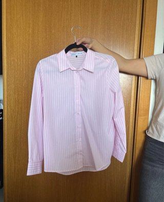 Camisa de rayas rosa
