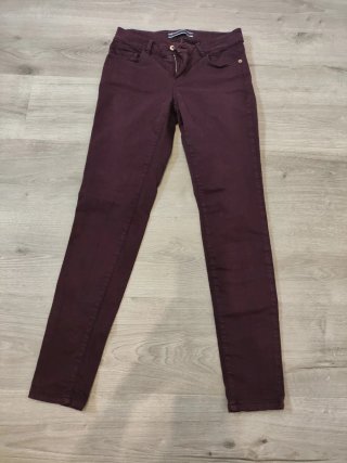 Pantalón pitillo Massimo Dutti morado