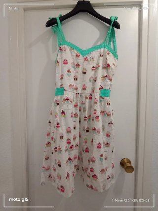 Vestido Pin Up Estampado de Pasteles