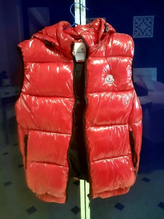 Chaleco Moncler Rojo Talla M