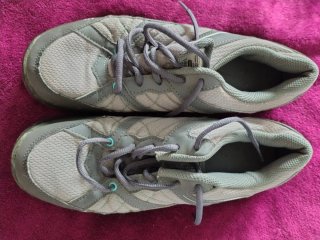 Zapatillas de Montaña Grises