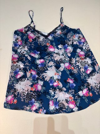Camiseta de tirantes con estampado floral
