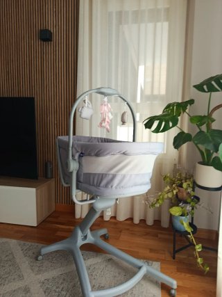 Chicco Baby Hug 4 en 1 -Minicuna-hamaca-trona-sila