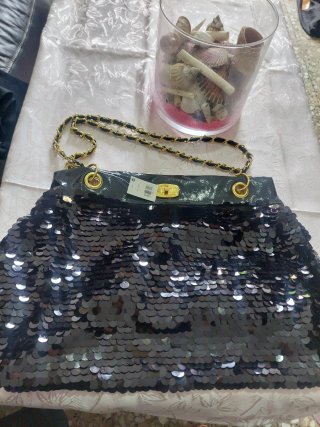 Bolso de lentejuelas negro
