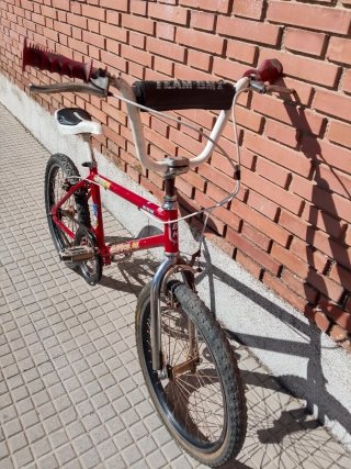 Bicicleta BMX BH California