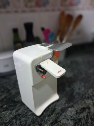 Abrelatas y Afilador Eléctrico Braun