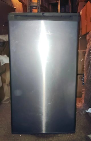 Congelador Vertical gris de 3 Cajones