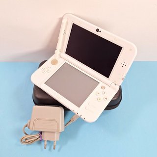 New Nintendo 3DS XL Bianca