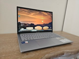 ASUS Vivobook 15 i7 1355U Gen 12hilos 16GB/1Tb SSD