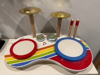 Batería Infantil de Madera