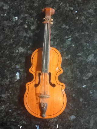 Violín Decorativo de Madera