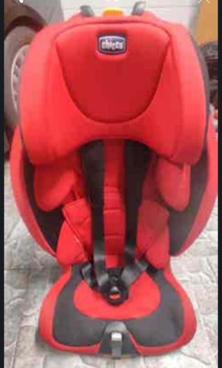 Asiento de seguridad Chicco más elvador con Isofix