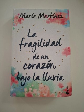 La fragilidad de un corazón bajo la lluvia