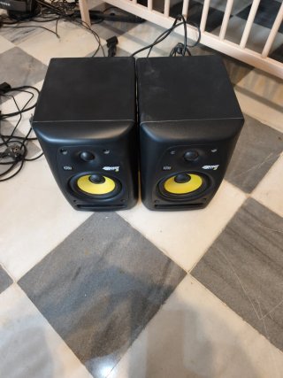 Altavoces KRK Rokit 5