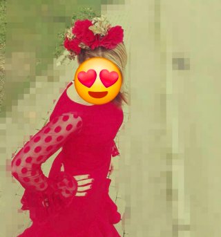Traje de flamenca rojo con lunares