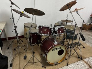 Batería Acústica Tama