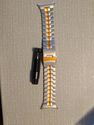 Correa de Reloj Metálica Plateada y Naranja