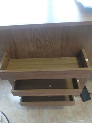 Mueble de costura plegable con mesa
