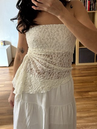 Blusa de encaje blanca