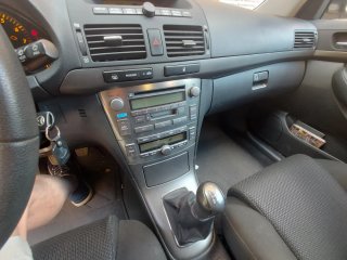 Toyota Avensis 2003