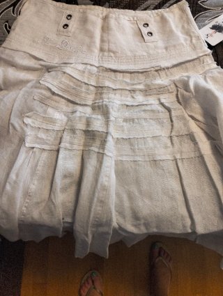 Falda estilo lino blanca