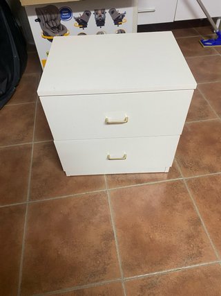 2 Mesitas de Noche Blancas