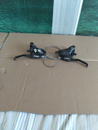 Manetas Cambio y Freno Shimano ST-EF29 3x7v