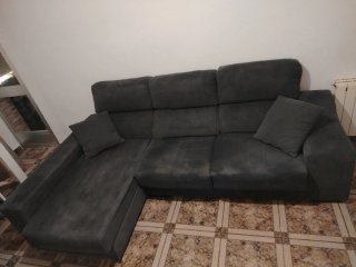 Sofá Cheslong Gris urge venta por reforma