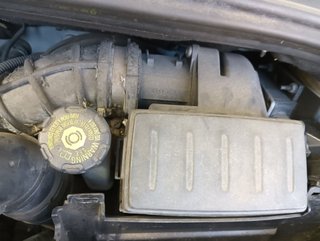 Caja filtro aire Renault Clio III 1,5 Ltr. - 50