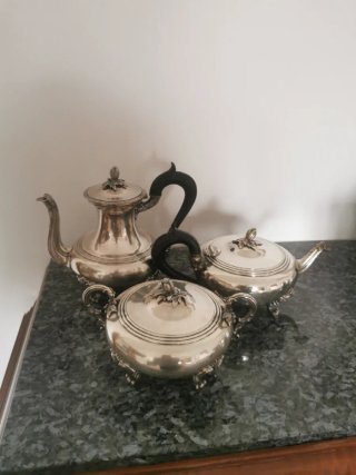 Juego de Café y Té de Metal Plateado