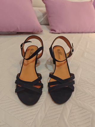 Sandalias de tacón azul marino